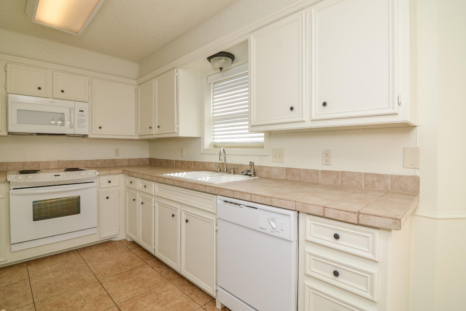 6816 Huron Avenue Lubbock, TX 79424 - Photo 8 of 28 Photo 8