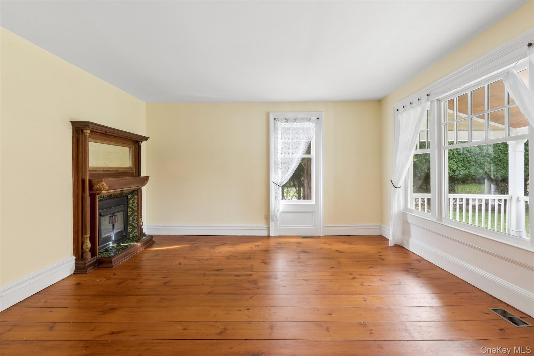 25105 Main Road Orient, NY 11957 - Photo 6 of 31 Gallery Image 6