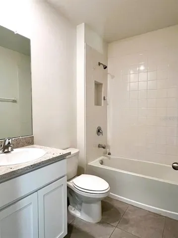 $2,950 | 17506 Canopy Place, Bradenton, FL 34211