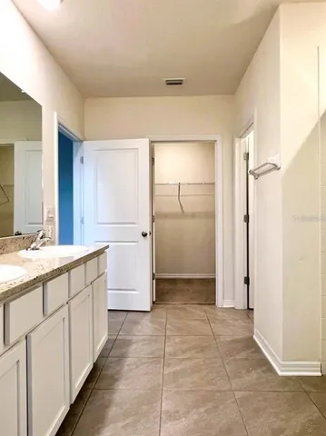 $2,950 | 17506 Canopy Place, Bradenton, FL 34211