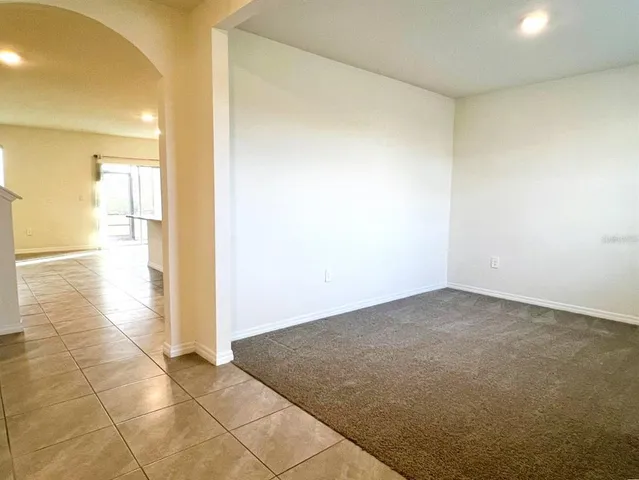 $2,950 | 17506 Canopy Place, Bradenton, FL 34211