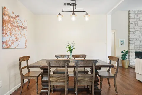 $450,000 | 617 Blackberry Drive, Austin, TX 78745
