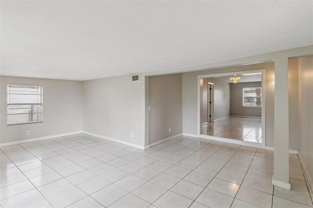 712 Clayton Street Brandon, FL 33511 - Photo 5 of 32