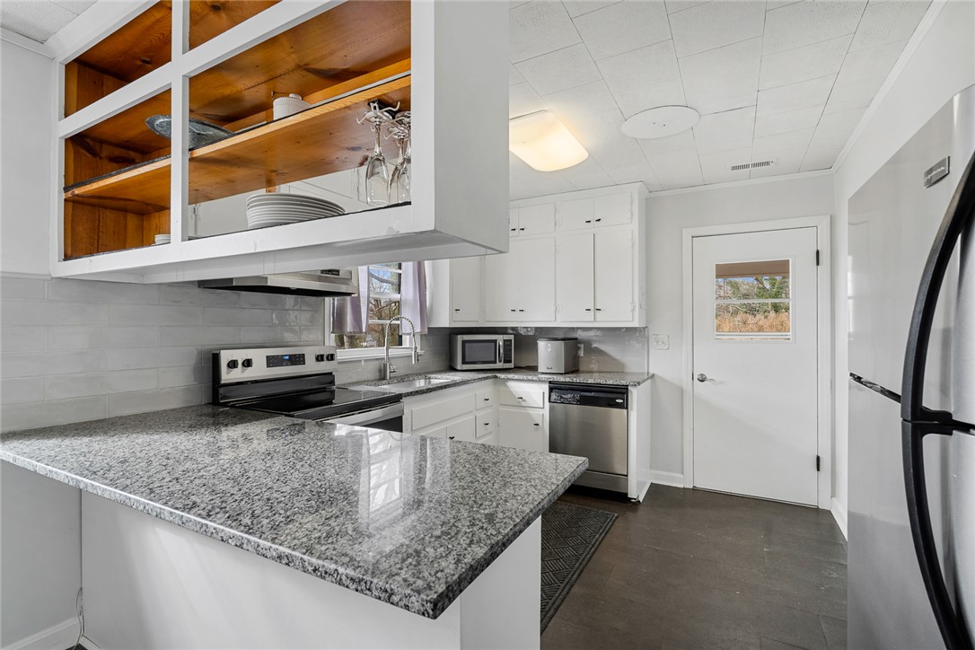 426 Lawrence Road Clemson, SC 29631 - Photo 15 of 37