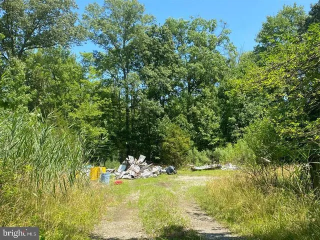 $90,000 | 5277 Cedar Street, West River, MD 20778