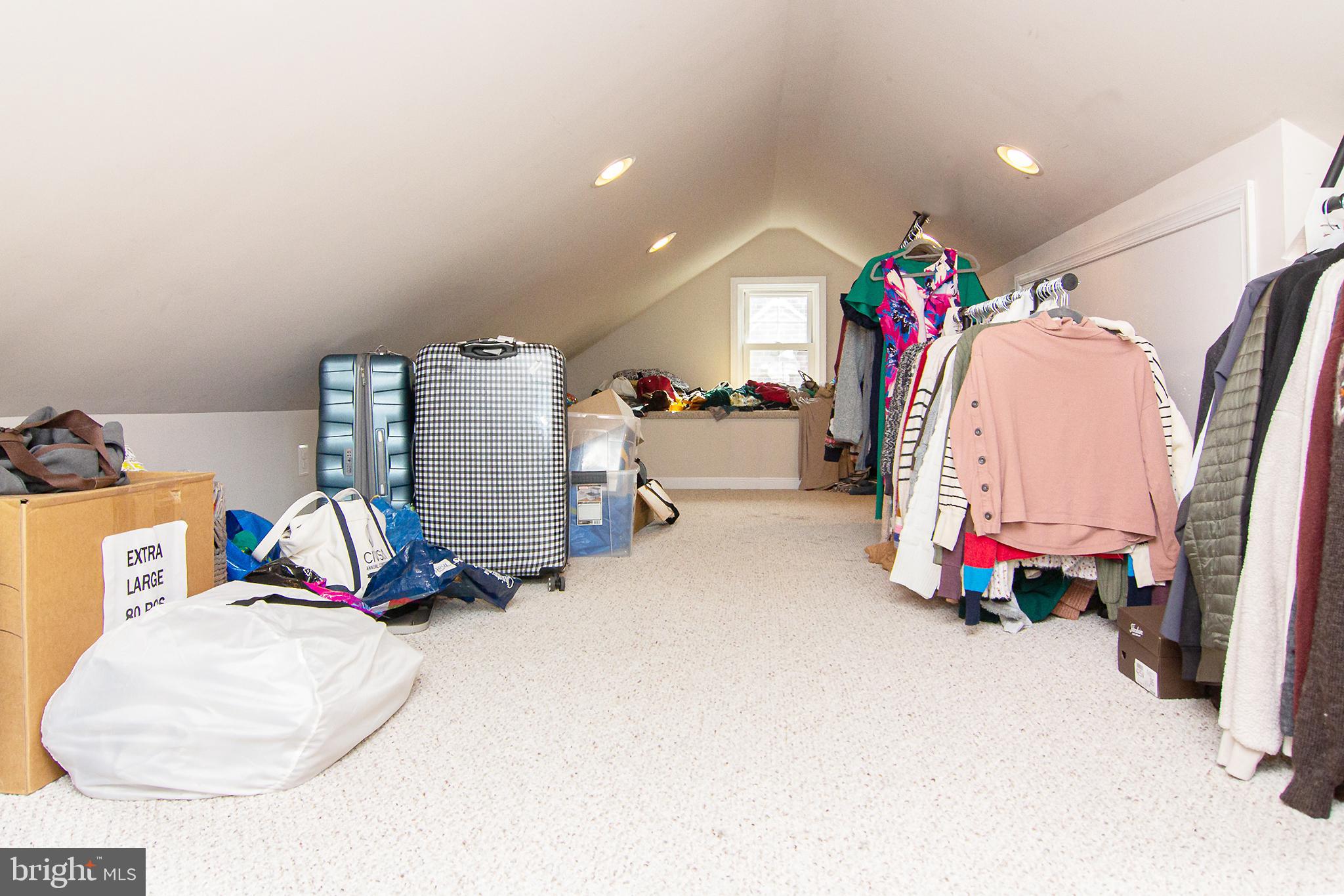 636 Overbrook Road Baltimore, MD 21212 - Photo 28 of 38 a view of a room with gym equipment