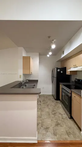 $1,950 | 2494 Centergate Drive, Unit 305, Miramar, FL 33025