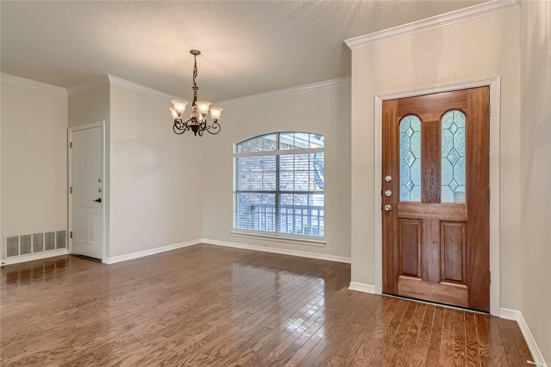 511 Susana Drive Georgetown, TX 78628 - Photo 6 of 31 Dedicated formal dinning room