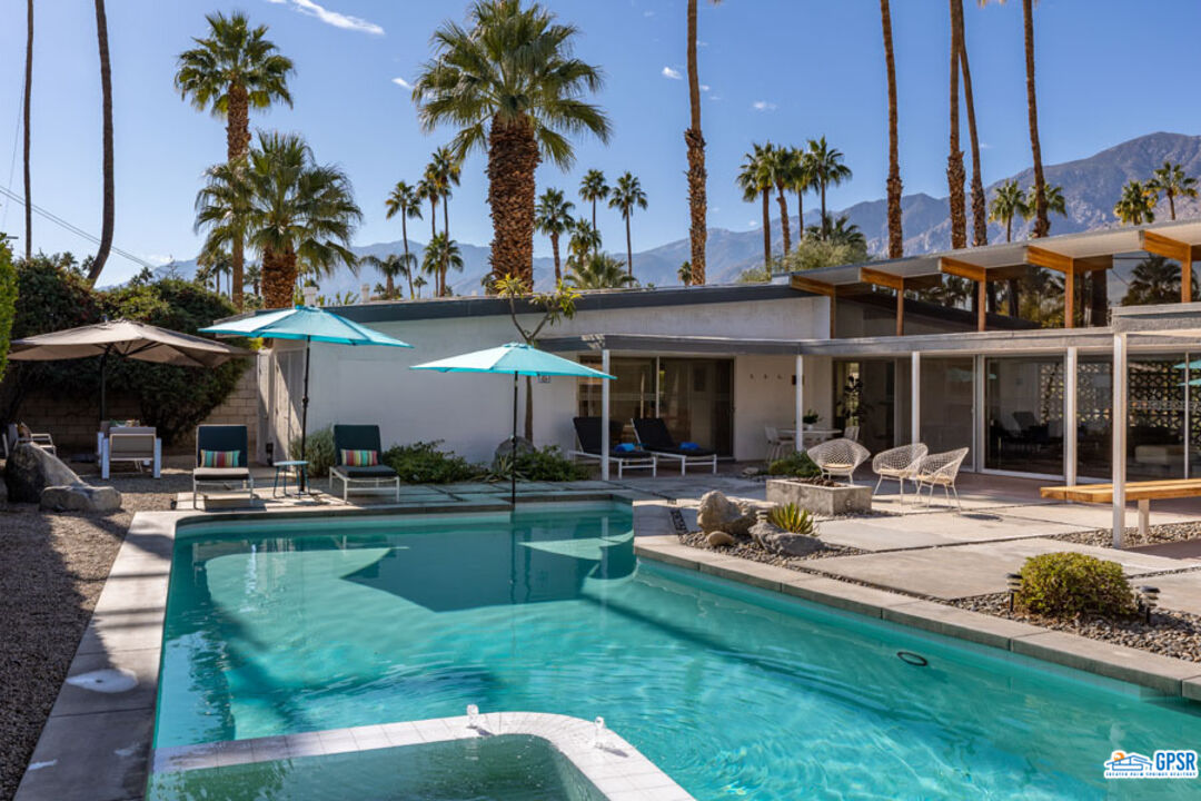 1090 Sagebrush Road Palm Springs, CA 92264 - Photo 18 of 49 a view of a house with sitting area and furniture