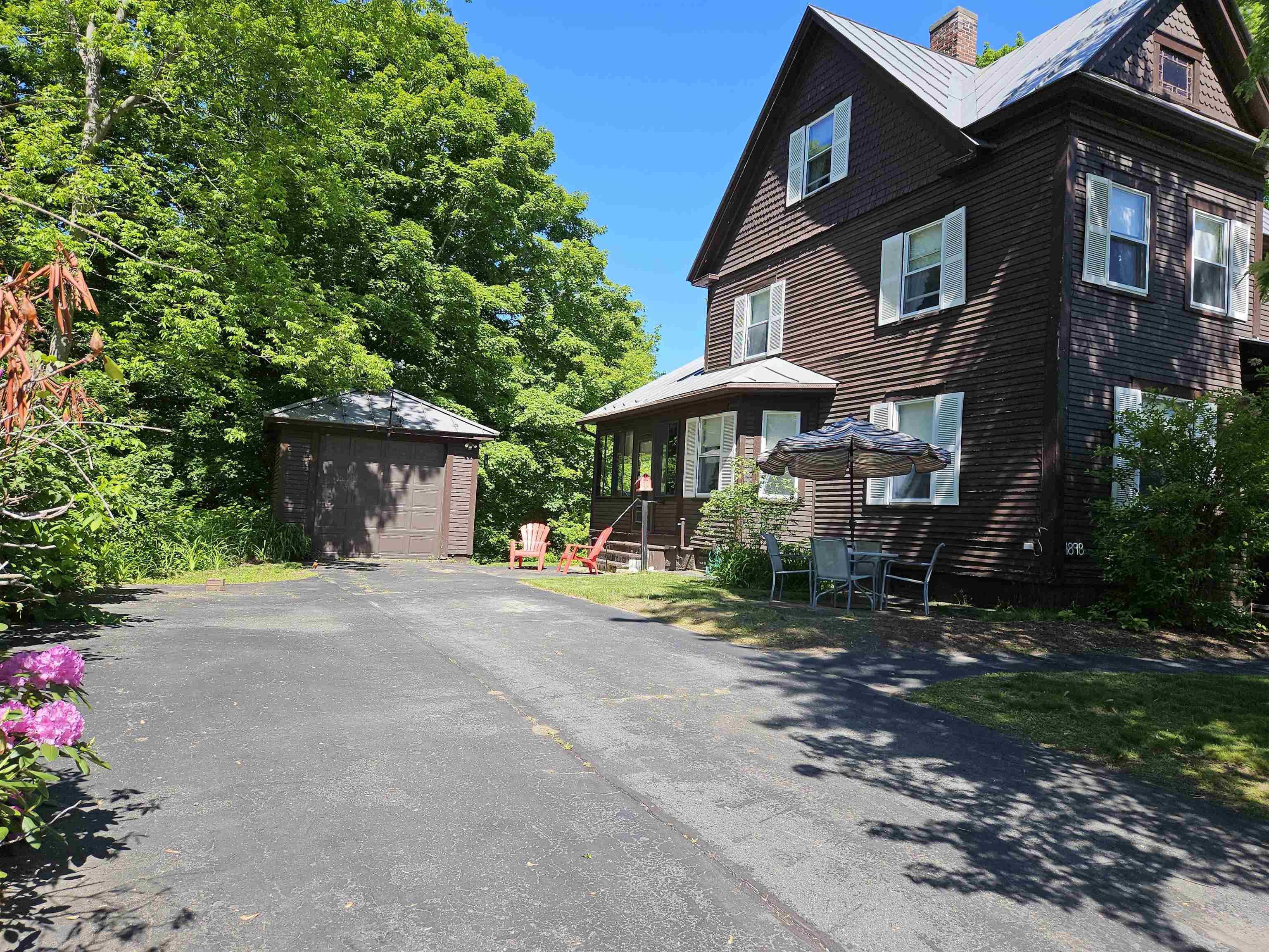 27 Crafts Avenue Lebanon, NH 03784 - Photo 1 of 32