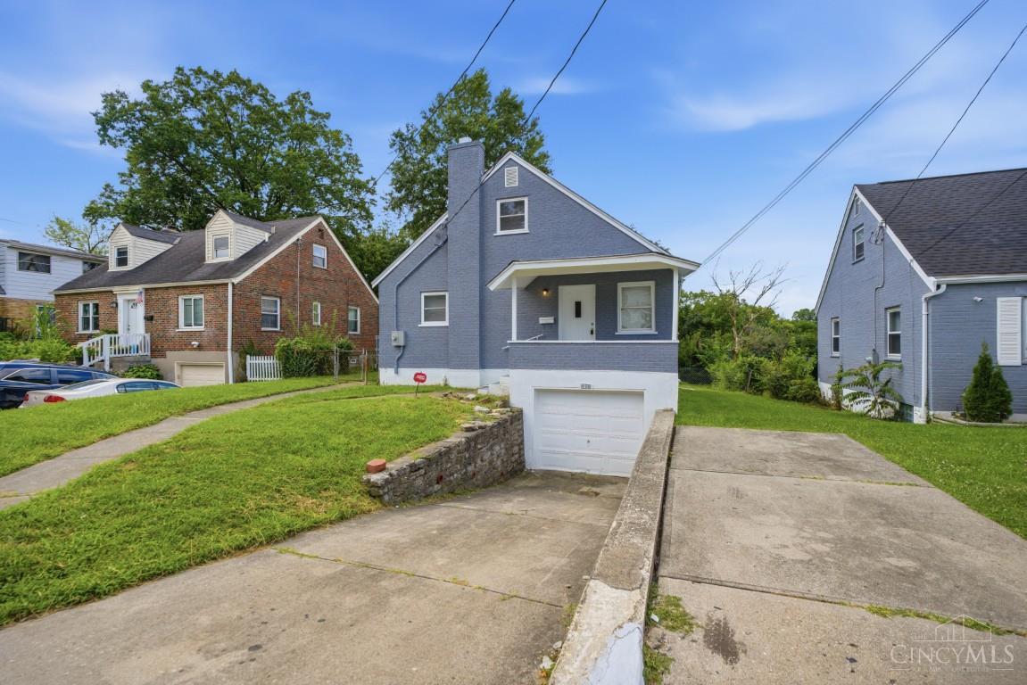 2807 West Galbraith Road Cincinnati, OH 45239 - Photo 4 of 34 Gallery Image 4