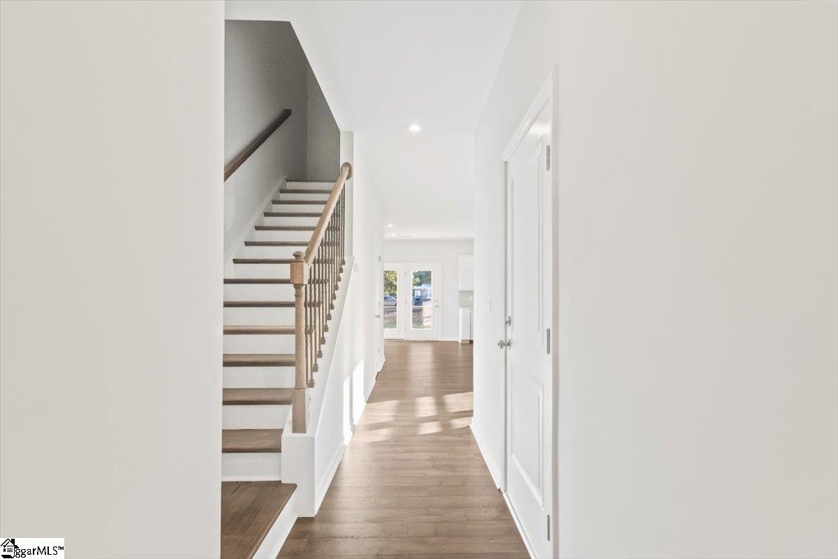 242 Santorini Way Mauldin, SC 29662 - Photo 2 of 32