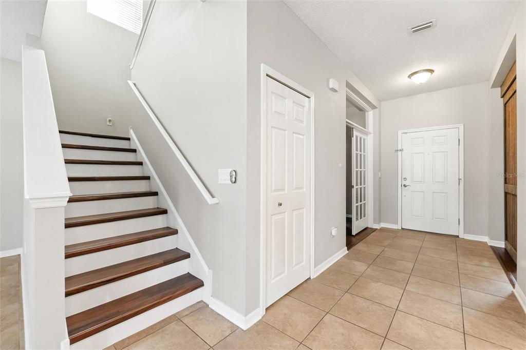 11206 Coventry Grove Circle Lithia, FL 33547 - Photo 16 of 56