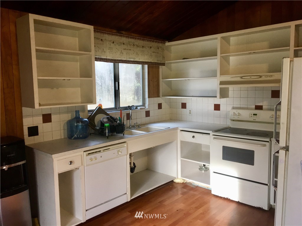 1966 North River Road Cosmopolis, WA 98537 - Photo 5 of 13 Gallery Image 5