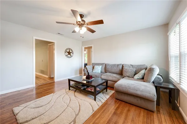 $3,400 | 7815 Hardy Drive, Austin, TX 78757