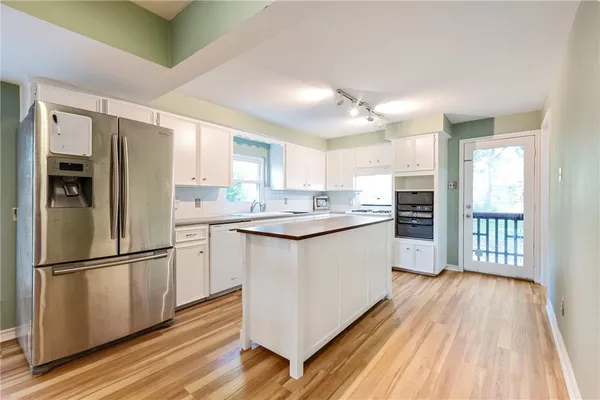 $3,400 | 7815 Hardy Drive, Austin, TX 78757