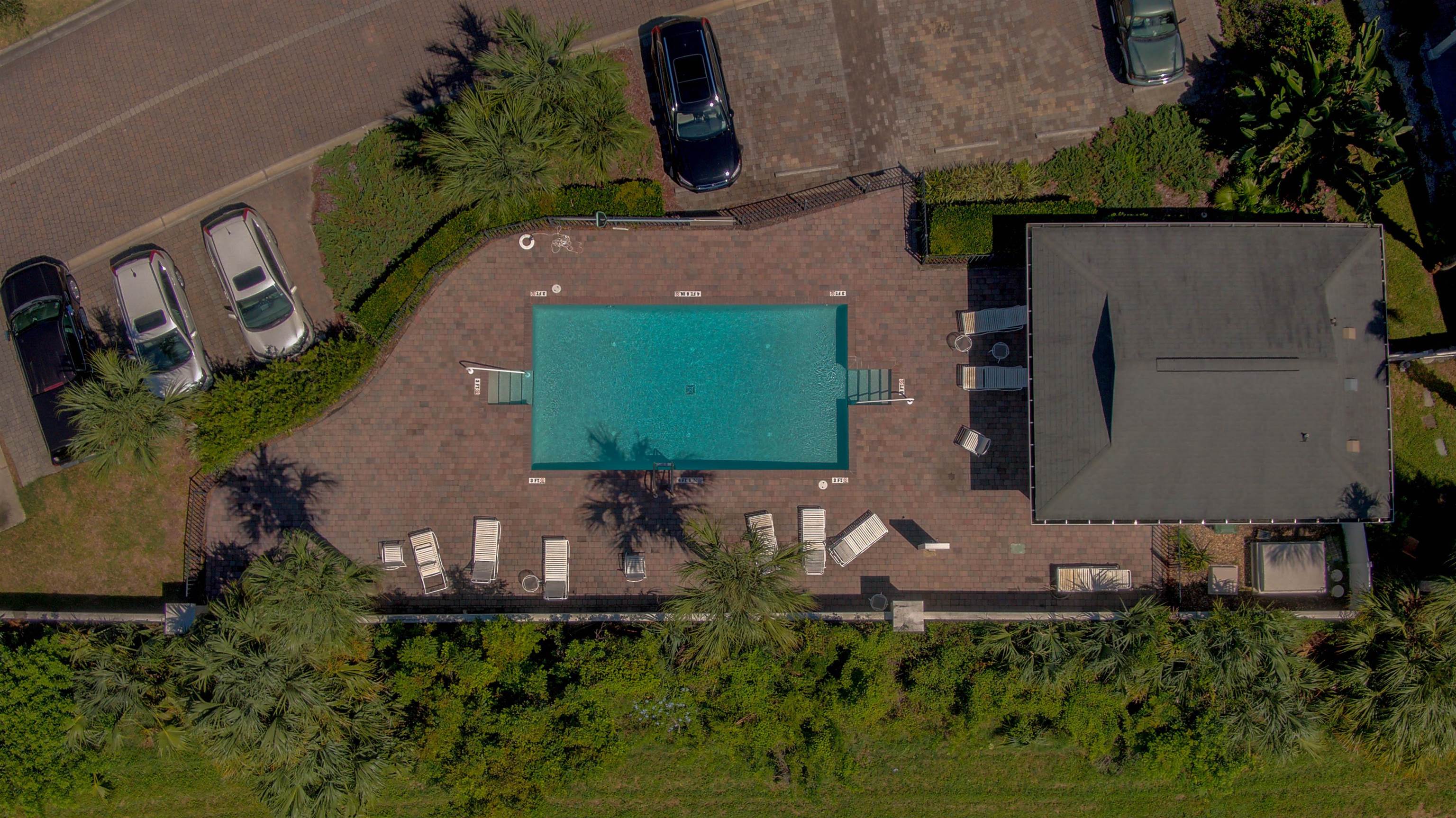 28 Islander Court St. Augustine, FL 32080 - Photo 20 of 23 an aerial view of a house with garden space and street view