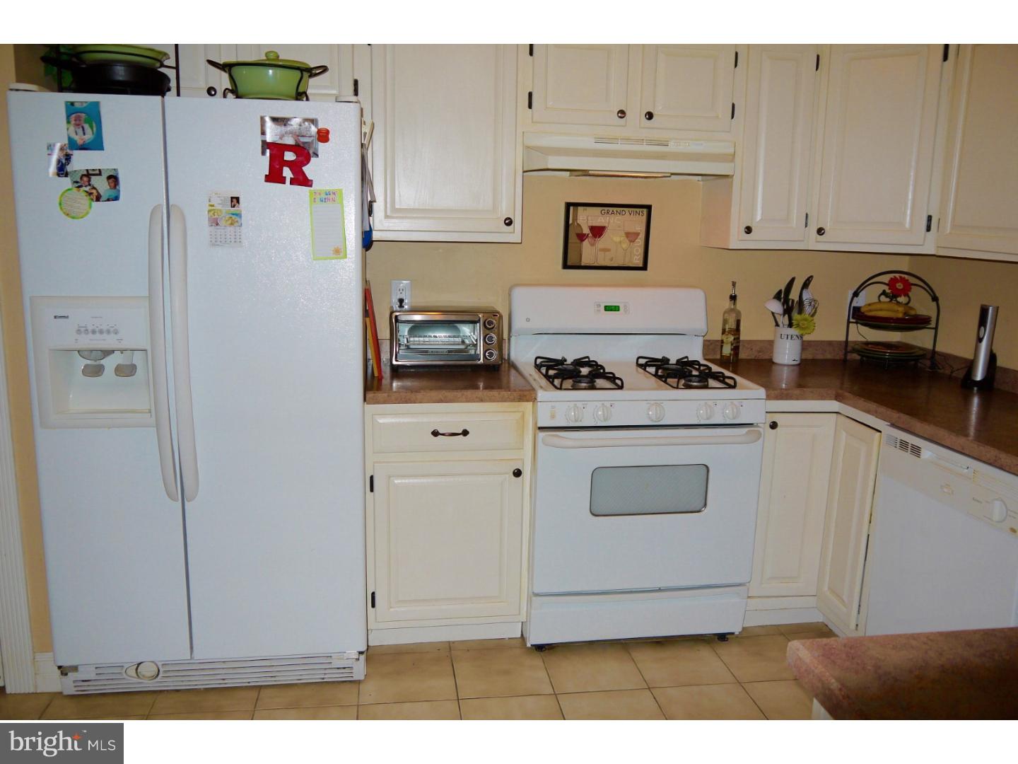 1107 Wharton Road Mount Laurel, NJ 08054 - Photo 4 of 11 Kitchen