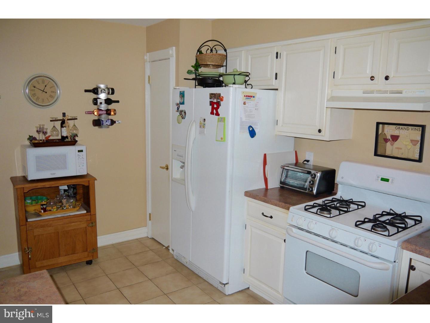 1107 Wharton Road Mount Laurel, NJ 08054 - Photo 5 of 11 Kitchen