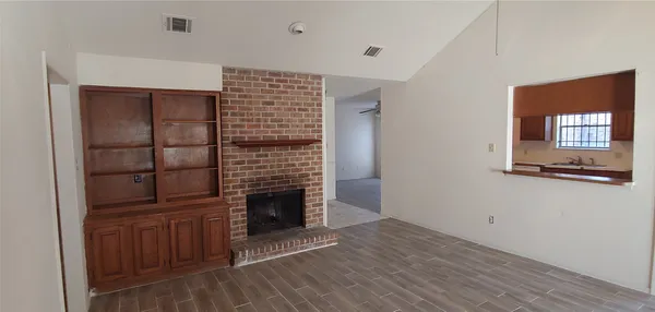 $1,599 | 10822 Lynbrook Drive, Unit A, Houston, TX 77042