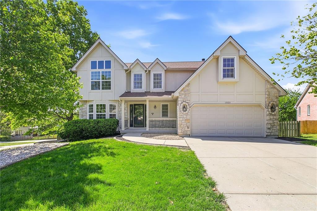 1925 Meadowlane Street Kearney, MO 64060 - Photo 1 of 42