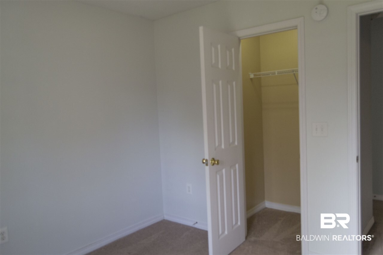 411 Hamilton Boulevard Foley, AL 36535 - Photo 20 of 34