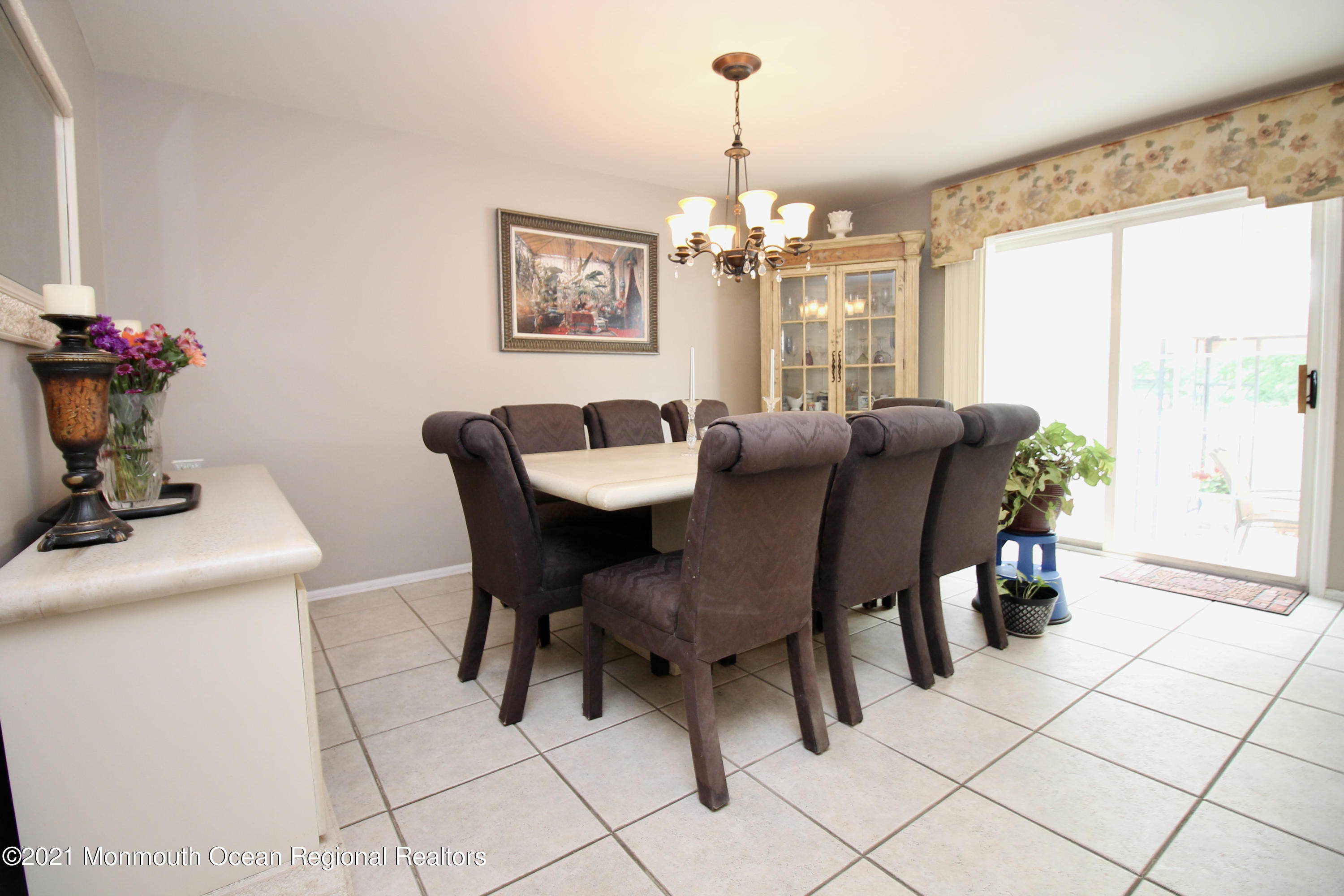 146 Setter Place Freehold, NJ 07728 - Photo 12 of 46 ACB9F232-CEC7-48C4-A1B6-1CB6F7C8C244_1_2