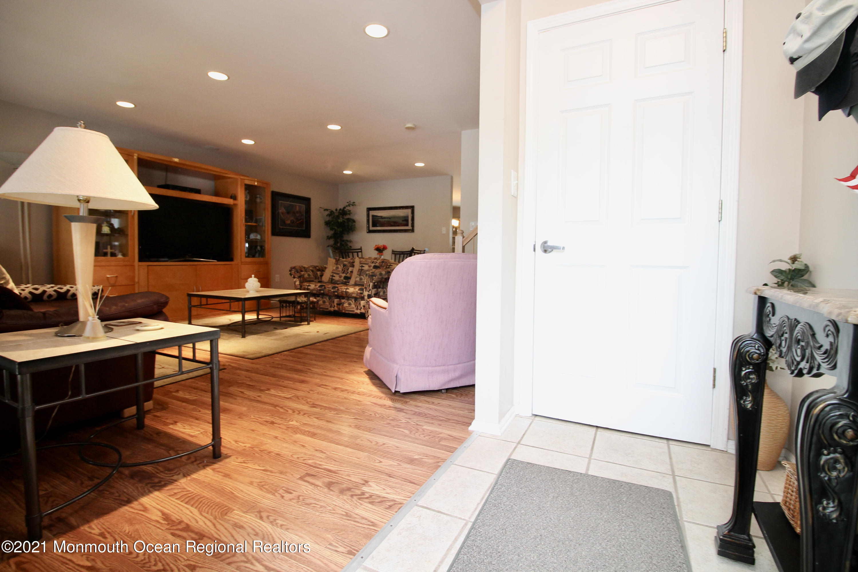 146 Setter Place Freehold, NJ 07728 - Photo 5 of 46 1CE5401B-9F3A-443C-B0DD-78F02BC8002F_1_2