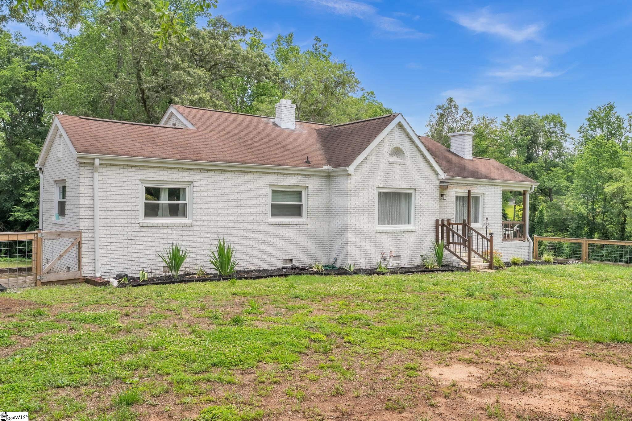 904 Highway 357 Greer, SC 29651 - Photo 2 of 38