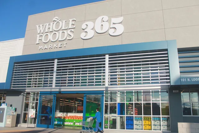 $1,325,000 | 1850 Viking Drive, Houston, TX 77018