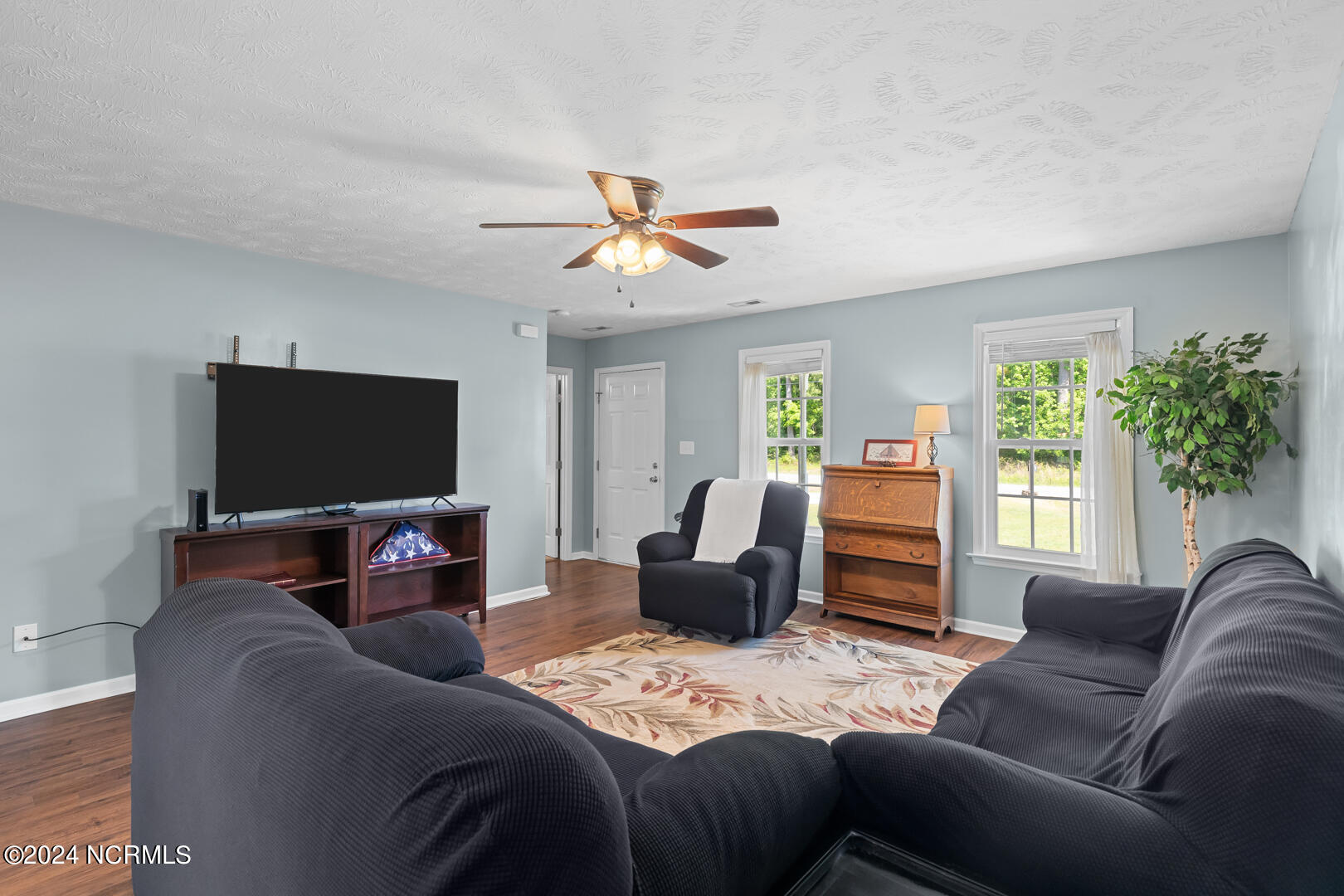 288 Fire Tower Road Richlands, NC 28574 - Photo 6 of 37 6