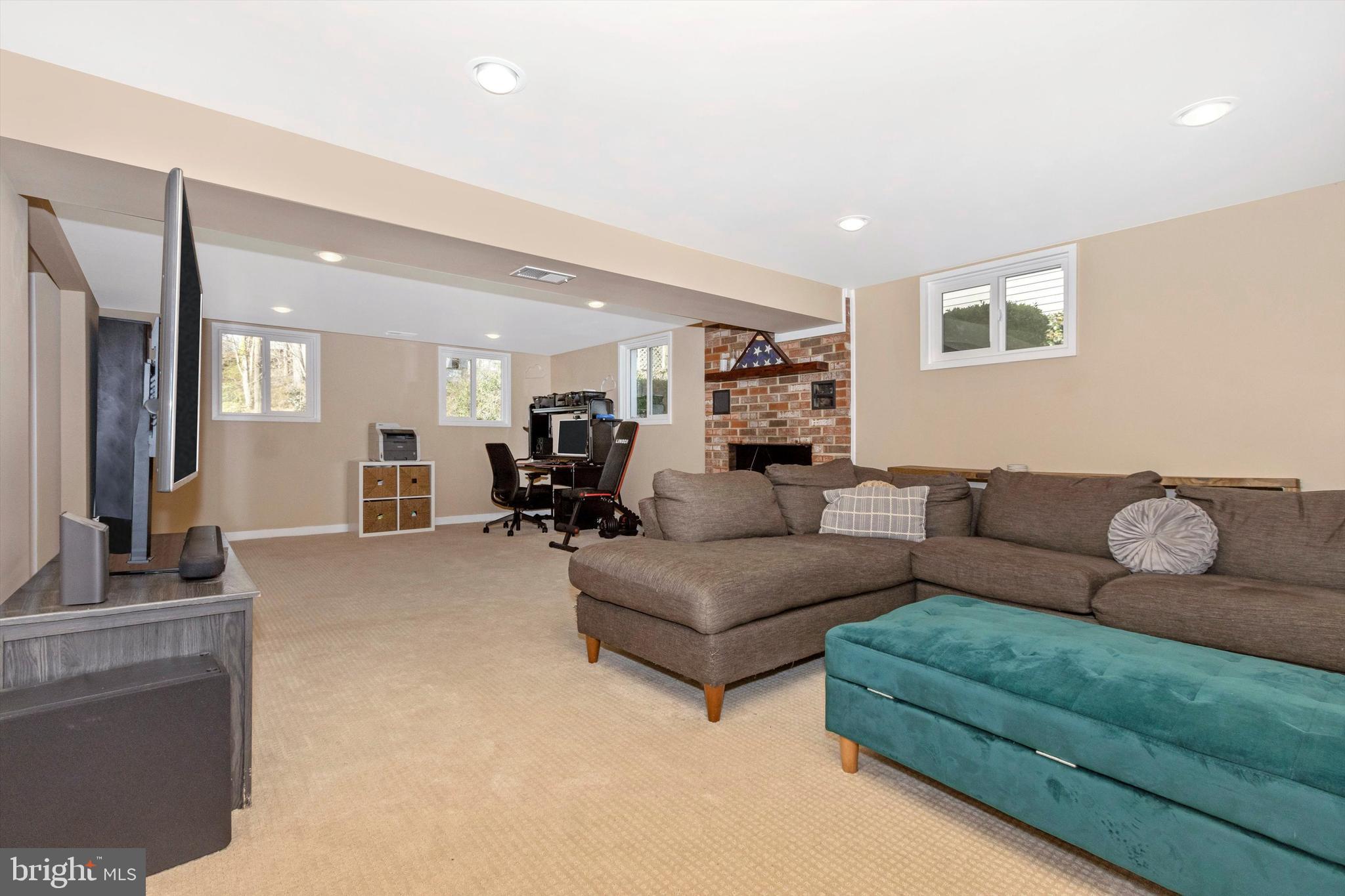 1988 Fairfax Road Annapolis, MD 21401 - Photo 33 of 54 Gallery Image 33