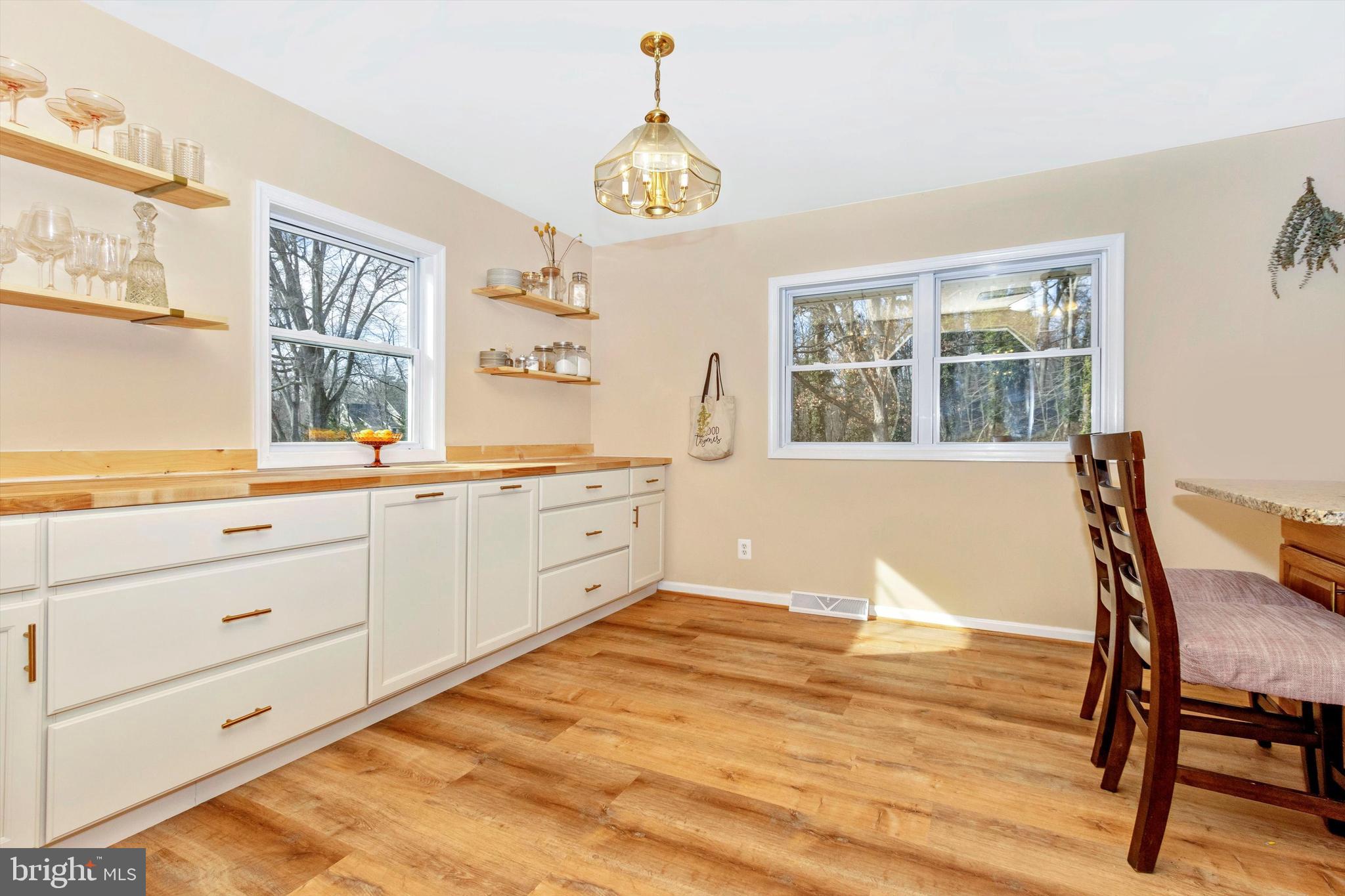 1988 Fairfax Road Annapolis, MD 21401 - Photo 10 of 54 Gallery Image 10