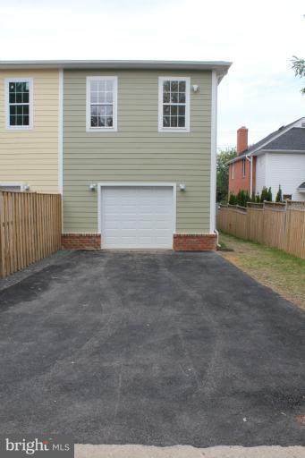 47 East Reed Avenue Alexandria, VA 22305 - Photo 2 of 27 Exterior (Rear)