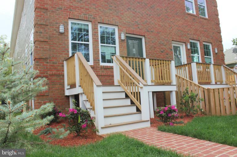 47 East Reed Avenue Alexandria, VA 22305 - Photo 26 of 27 Exterior (Front)