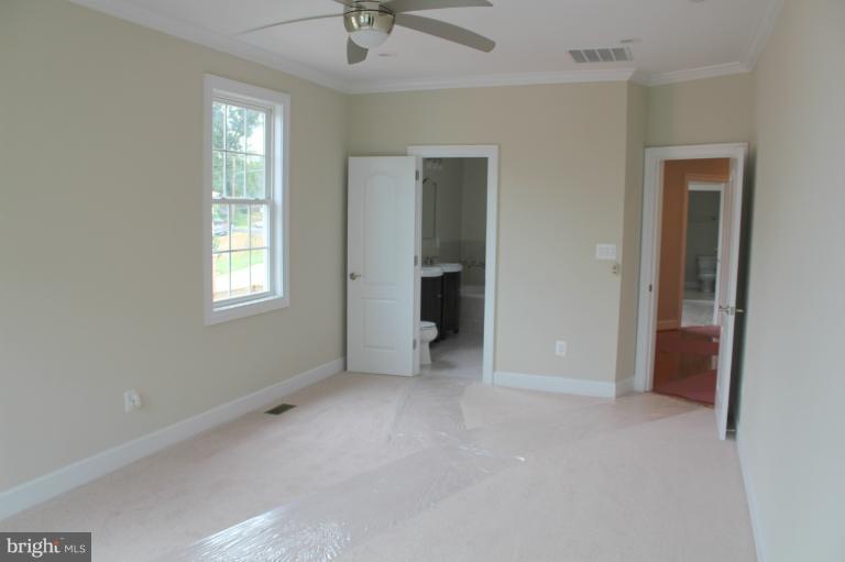 47 East Reed Avenue Alexandria, VA 22305 - Photo 5 of 27 Bedroom (Master)