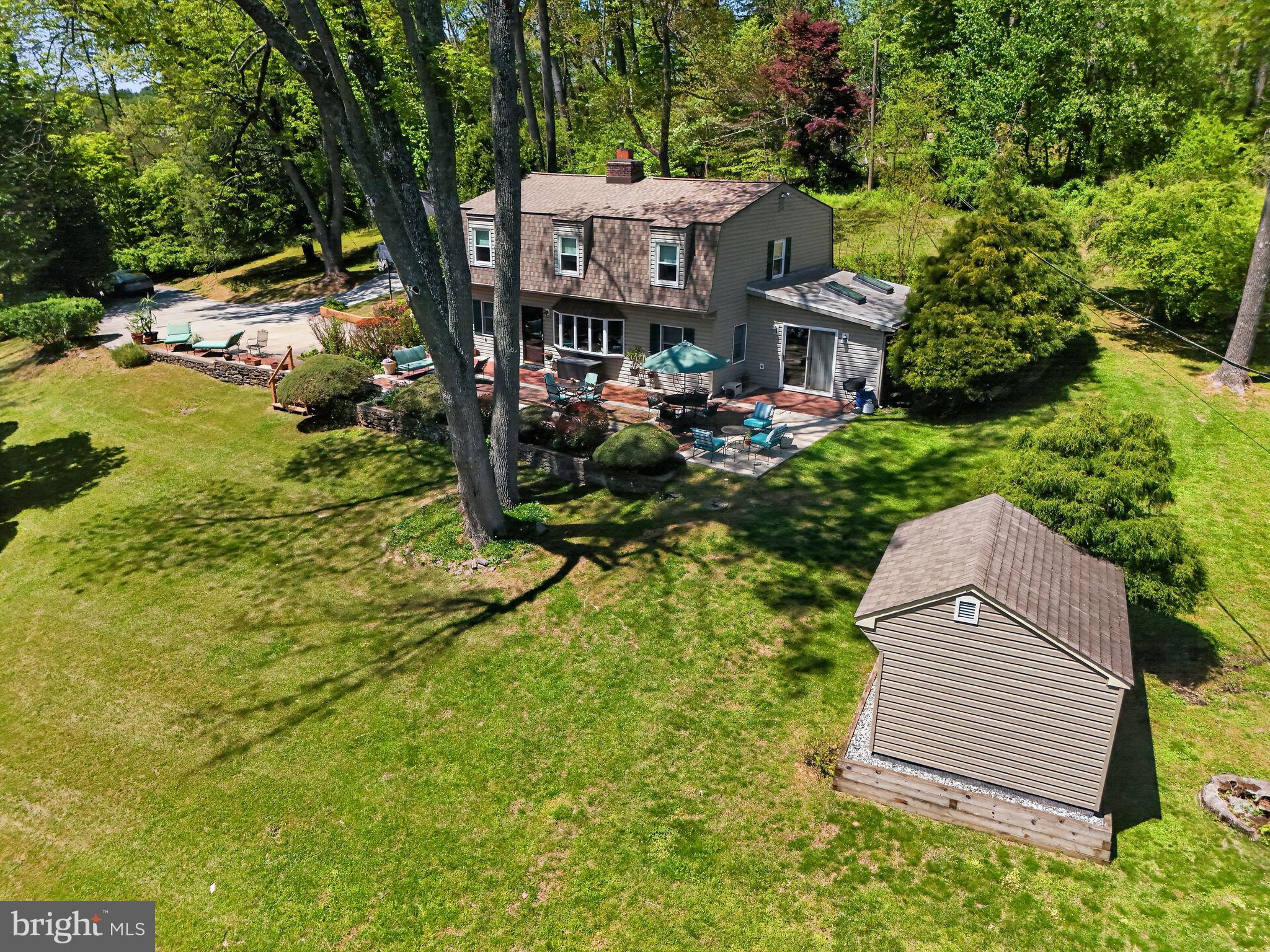 1231 Robin Hill Road Media, PA 19063 - Photo 2 of 47 One acre of property