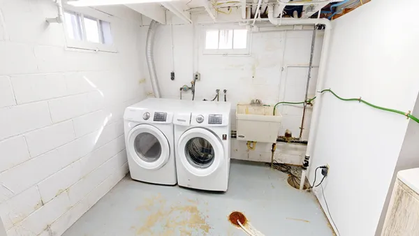 $225,000 | 601 7th Street Southwest, Willmar, MN 56201