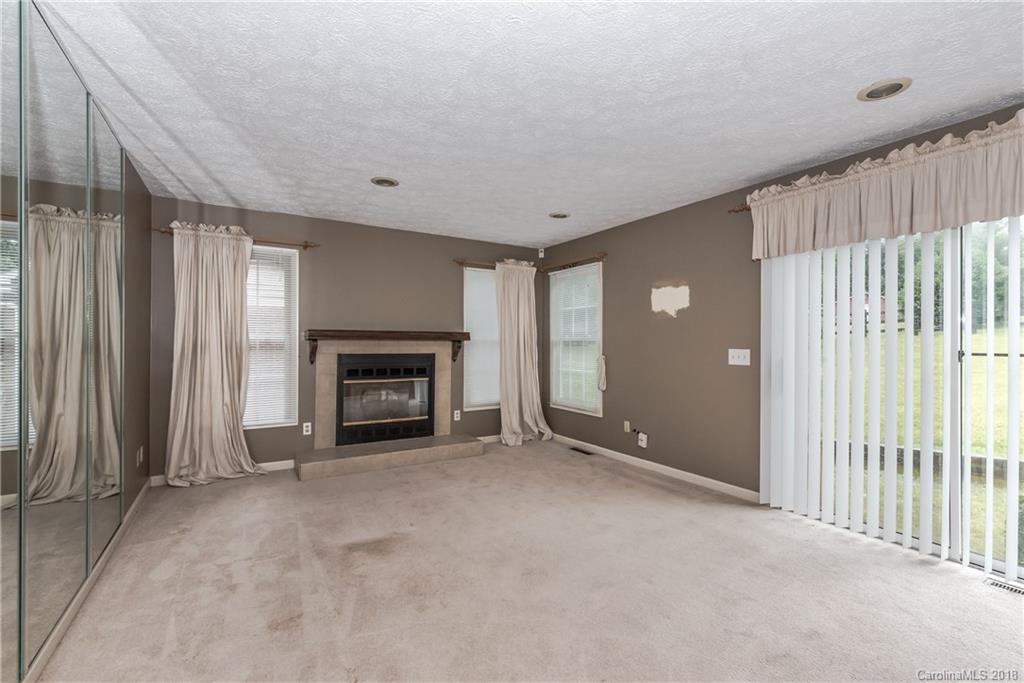 11814 Old Timber Road Charlotte, NC 28269 - Photo 18 of 36 Gallery Image 18
