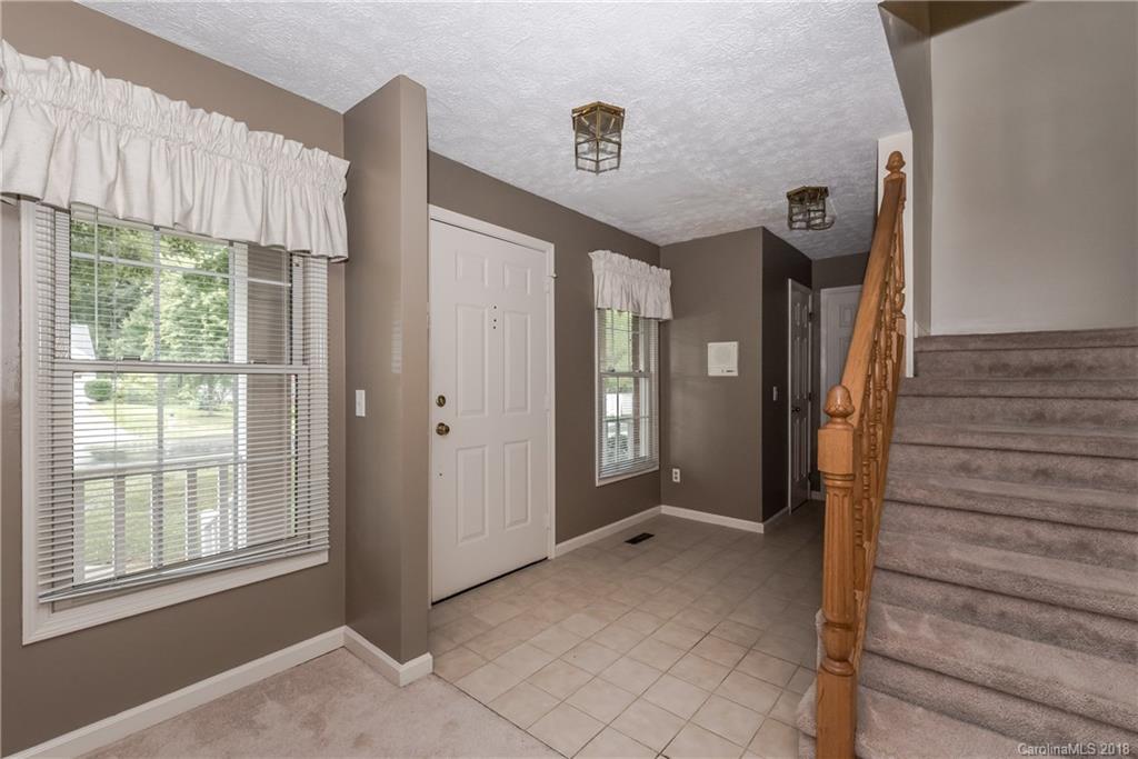 11814 Old Timber Road Charlotte, NC 28269 - Photo 3 of 36 Gallery Image 3