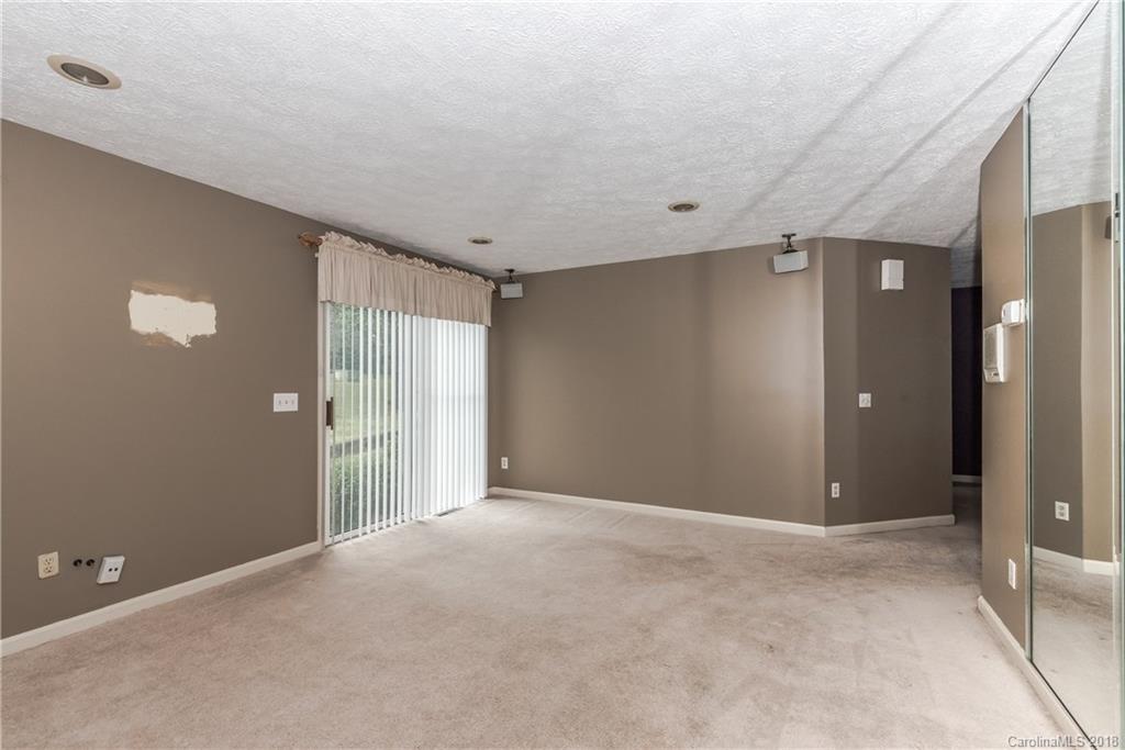 11814 Old Timber Road Charlotte, NC 28269 - Photo 21 of 36 Gallery Image 21