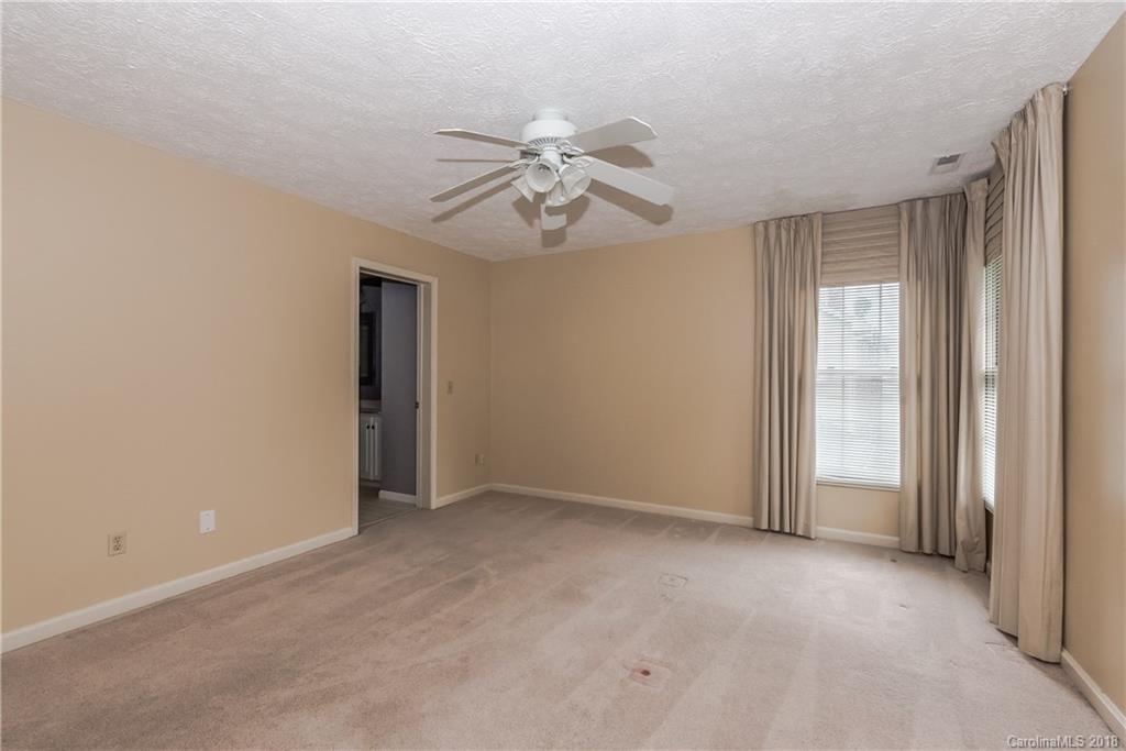 11814 Old Timber Road Charlotte, NC 28269 - Photo 23 of 36 Gallery Image 23