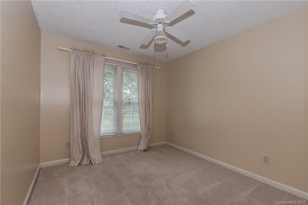 11814 Old Timber Road Charlotte, NC 28269 - Photo 27 of 36 Gallery Image 27