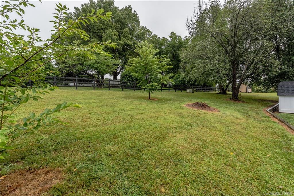 11814 Old Timber Road Charlotte, NC 28269 - Photo 36 of 36 Gallery Image 36