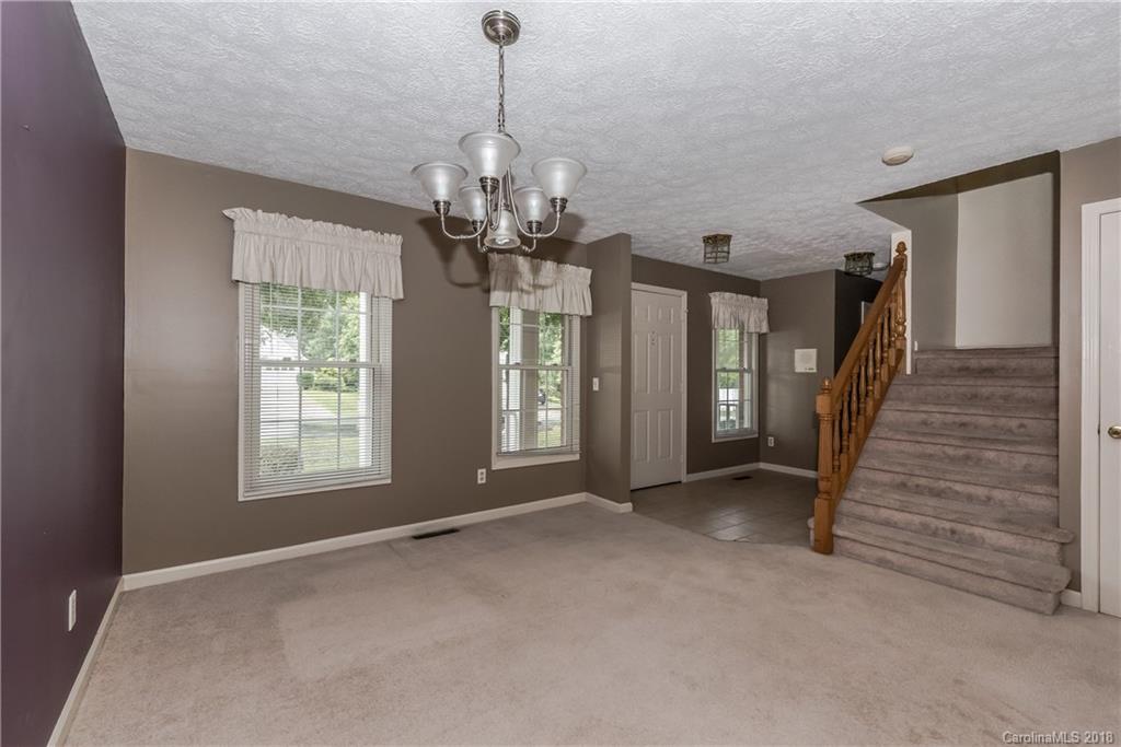 11814 Old Timber Road Charlotte, NC 28269 - Photo 8 of 36 Gallery Image 8