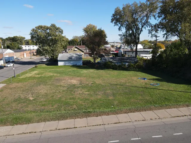 $249,900 | 370 Atwater Street West, St. Paul, MN 55117