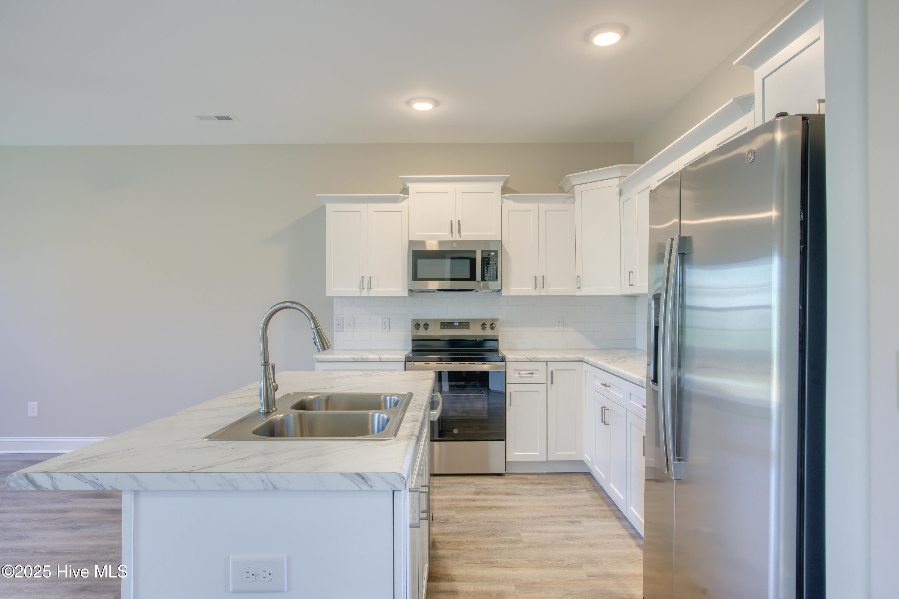 218 Sandpiper Place Holly Ridge, NC 28445 - Photo 11 of 23 218 Sand Piper - Exterior - Edited_9