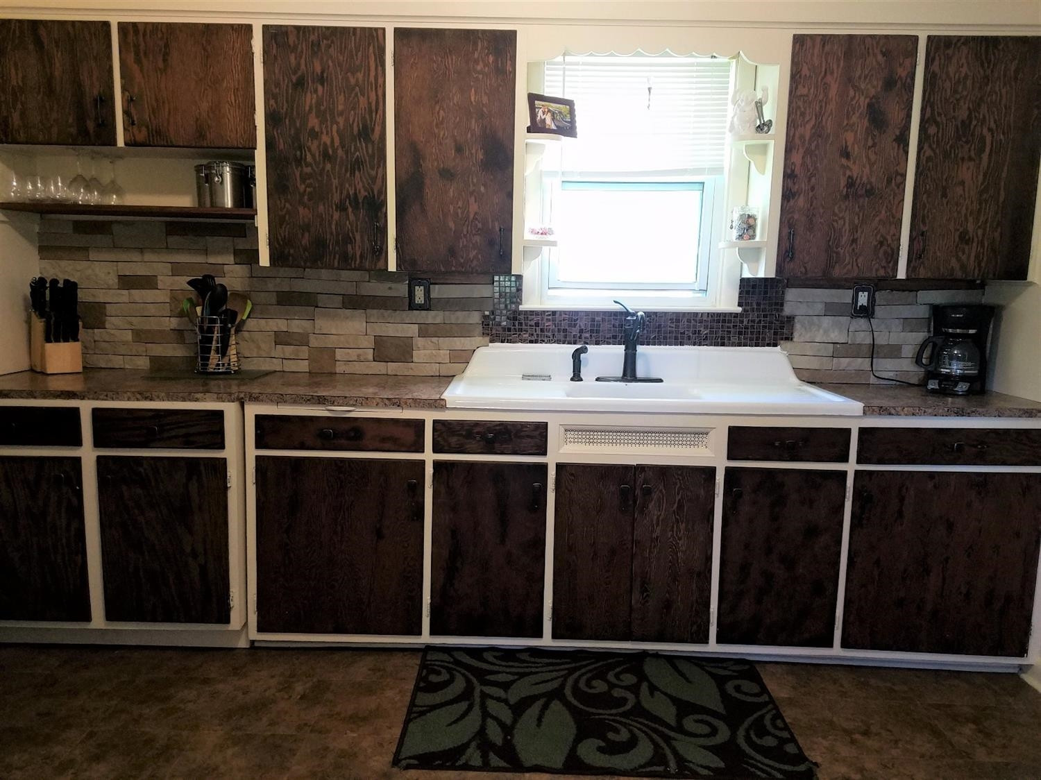 18427 Kent Road Dundee, MI 48131 - Photo 3 of 10 Photo 3