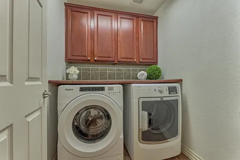 $635,000 | 66 West Frontera Circle, The Woodlands, TX 77382