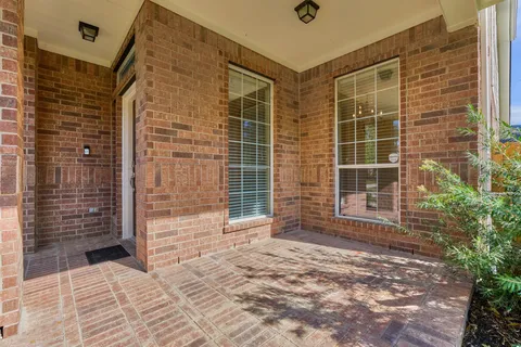 $635,000 | 66 West Frontera Circle, The Woodlands, TX 77382